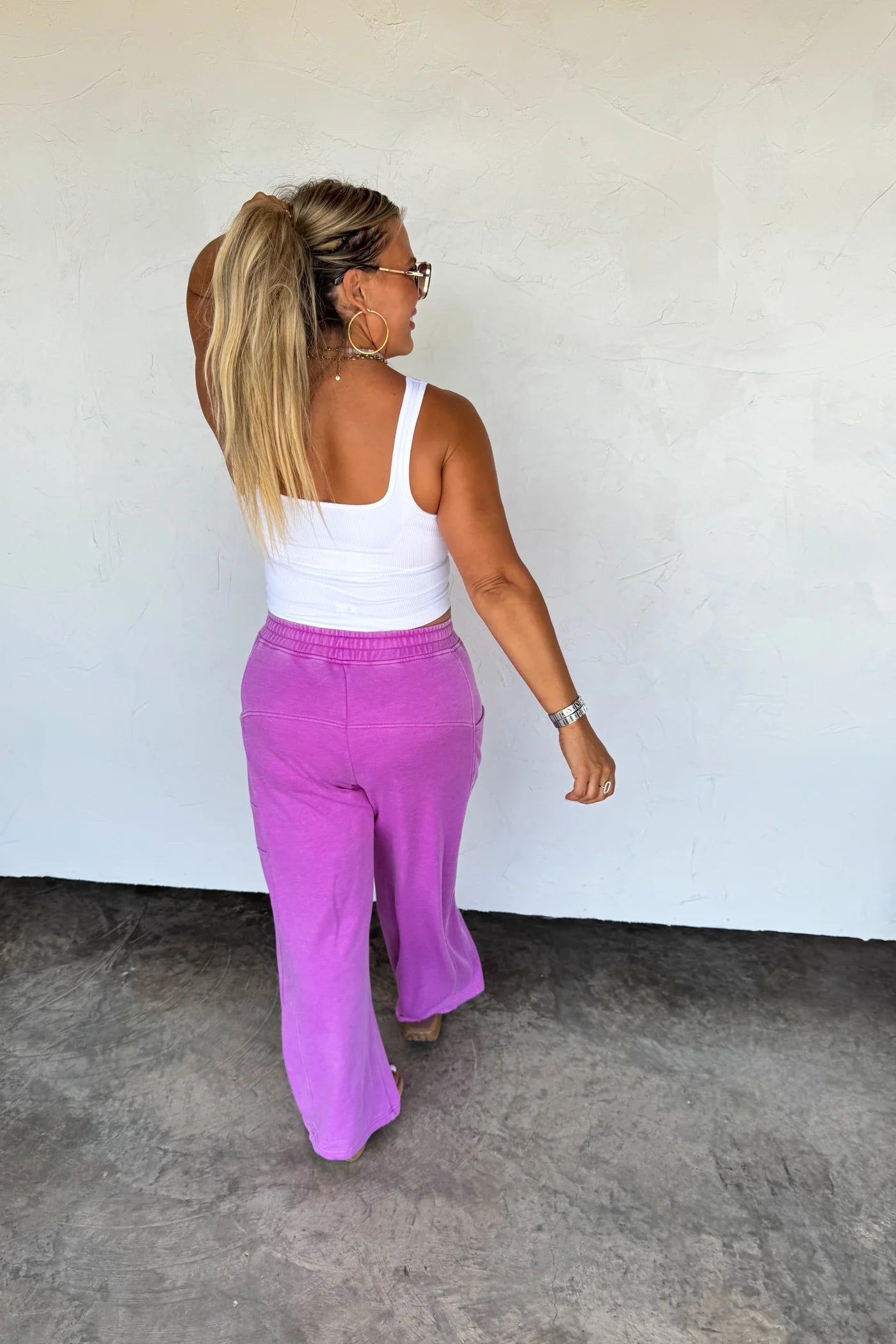 White Basic Tank