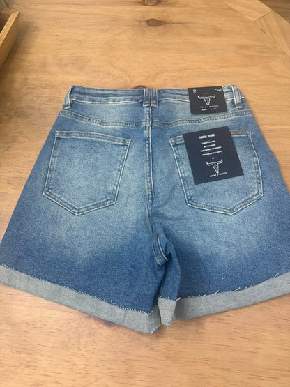 Stone Wash Cuffed Boyfriend Shorts (4.5in / after cuff 6in Inseam)