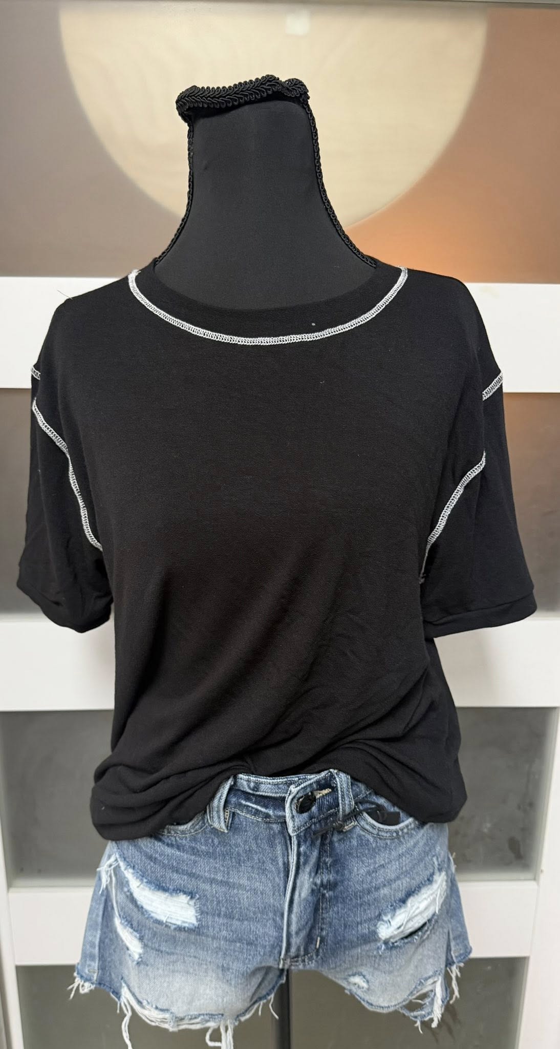 Black Relaxed Contrast Stitch Short Sleeve Top